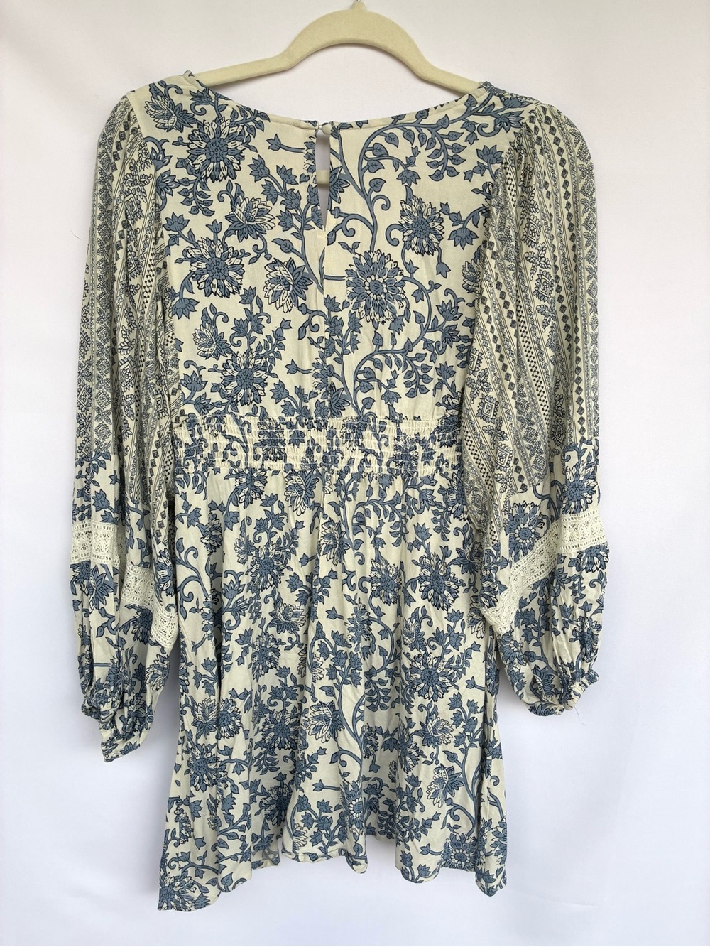 Sincerely Jules Blue White Floral Boho Mini Dress NWT Size Medium - Picture 3 of 7